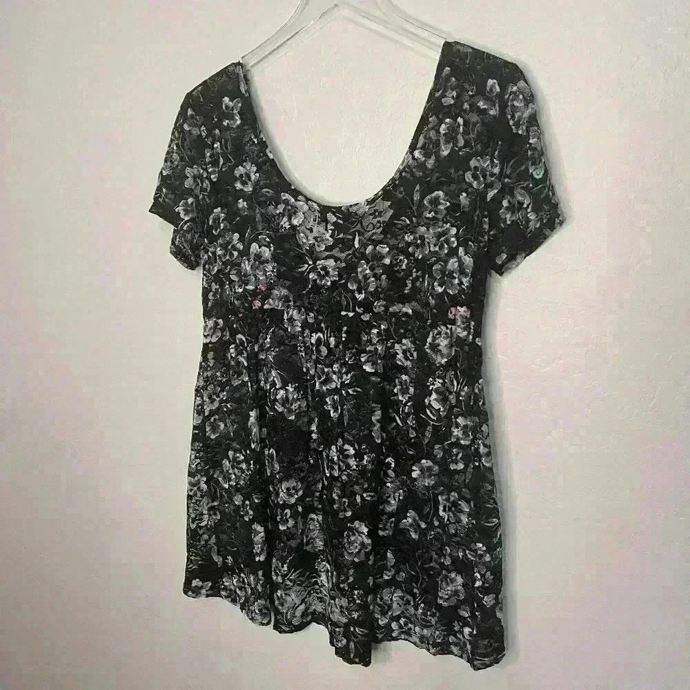 Torrid Black Blue floral Sheer Lace Babydoll Top 00 Large 12/14 - Picture 5 of 6